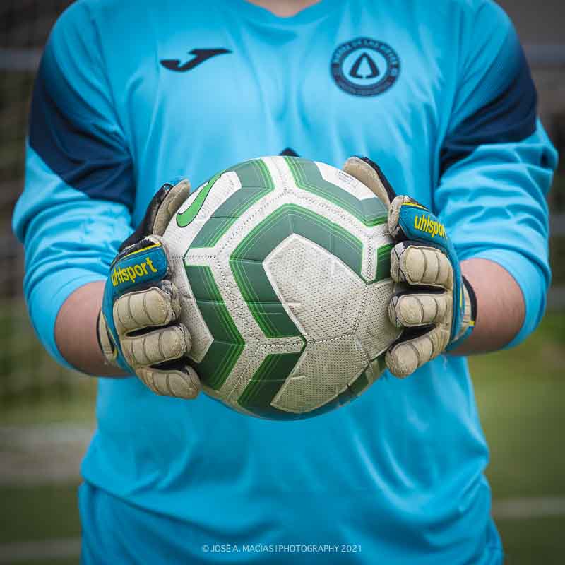 balon-guantes-portero-jornada-15-marzo-cronica-sierra-de-las-nieves-2